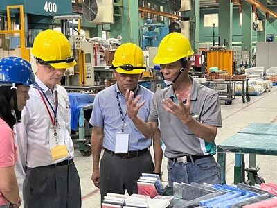 LINE_ALBUM_20241018參訪宏于電機_241217_242圖片