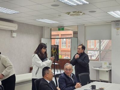 LINE_ALBUM_114.3.19龍華人企業家聯誼會「愛心鞋助力，特教學子勇敢前行」愛心圖片