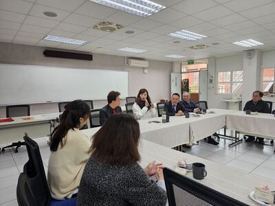 LINE_ALBUM_114.3.19龍華人企業家聯誼會「愛心鞋助力，特教學子勇敢前行」愛心圖片