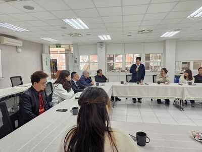 LINE_ALBUM_114.3.19龍華人企業家聯誼會「愛心鞋助力，特教學子勇敢前行」愛心圖片