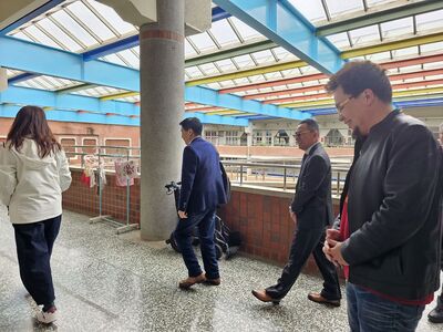 LINE_ALBUM_114.3.19龍華人企業家聯誼會「愛心鞋助力，特教學子勇敢前行」愛心圖片