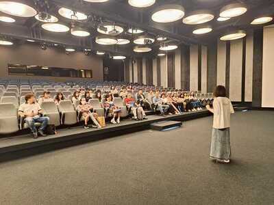LINE_ALBUM_20250613校友會三立集團電視台參訪_250702_114圖片