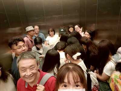 LINE_ALBUM_20250613校友會三立集團電視台參訪_250702_78圖片