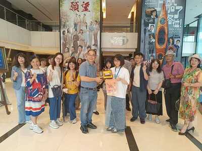 LINE_ALBUM_20250613校友會三立集團電視台參訪_250702_142圖片
