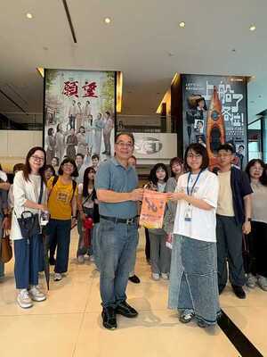 LINE_ALBUM_20250613校友會三立集團電視台參訪_250702_162圖片