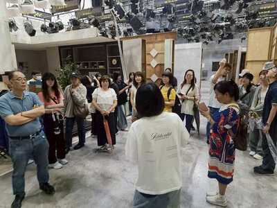 LINE_ALBUM_20250613校友會三立集團電視台參訪_250702_41圖片