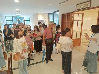 LINE_ALBUM_20250613校友會三立集團電視台參訪_250702_125圖片