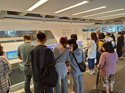 LINE_ALBUM_20250613校友會三立集團電視台參訪_250702_104圖片