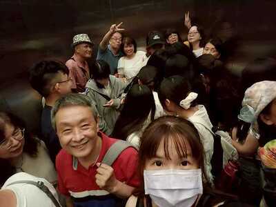LINE_ALBUM_20250613校友會三立集團電視台參訪_250702_80圖片