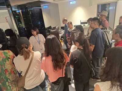 LINE_ALBUM_20250613校友會三立集團電視台參訪_250702_94圖片