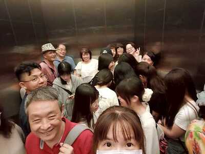 LINE_ALBUM_20250613校友會三立集團電視台參訪_250702_77圖片