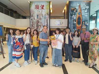 LINE_ALBUM_20250613校友會三立集團電視台參訪_250702_137圖片