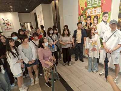LINE_ALBUM_20250613校友會三立集團電視台參訪_250702_65圖片