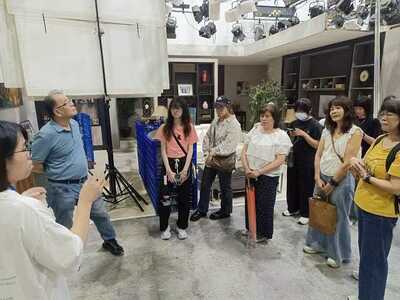 LINE_ALBUM_20250613校友會三立集團電視台參訪_250702_36圖片