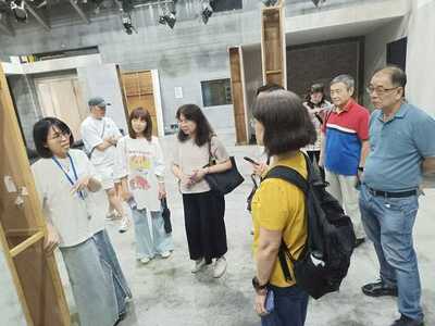LINE_ALBUM_20250613校友會三立集團電視台參訪_250702_14圖片