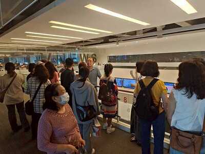 LINE_ALBUM_20250613校友會三立集團電視台參訪_250702_98圖片