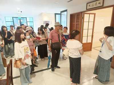 LINE_ALBUM_20250613校友會三立集團電視台參訪_250702_126圖片